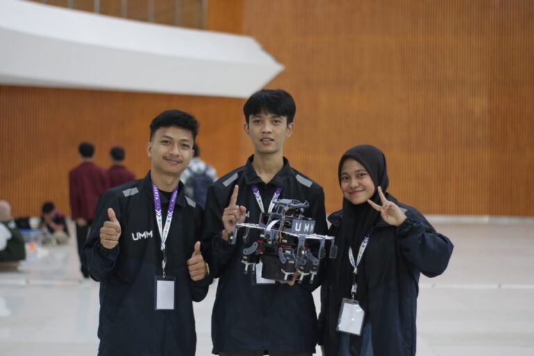 Kontes Robot Indonesia 2024 di UMS : Prestasi Gemilang Tim LSO Robotic UMM